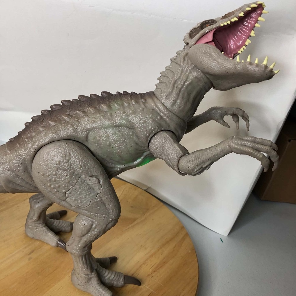 Mattel Jurassic World Indominus Rex Toy 21 in Camouflage N Battle Light Up 2022 - Picture 7 of 16